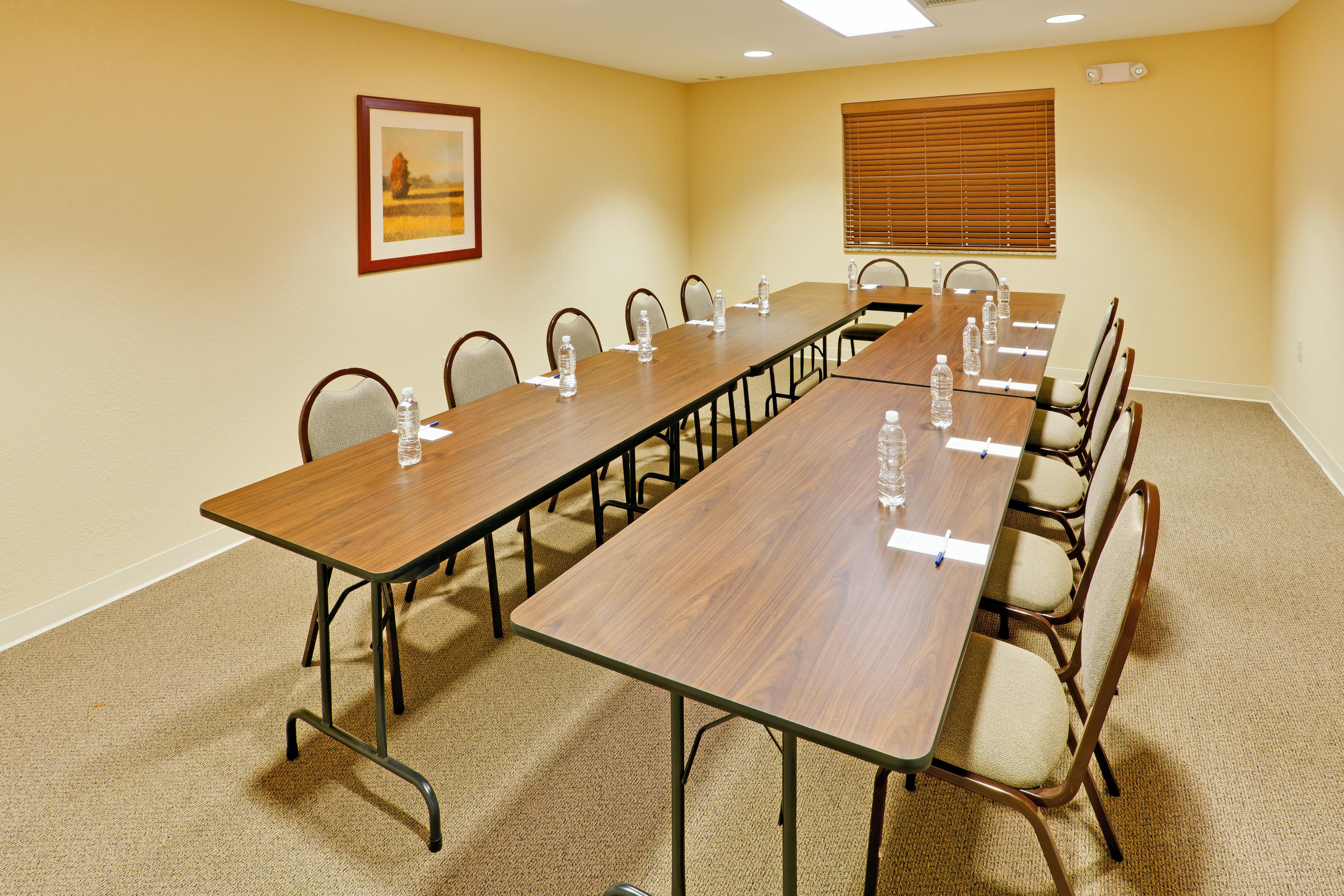 Candlewood Suites Hazleton By Ihg Exterior foto